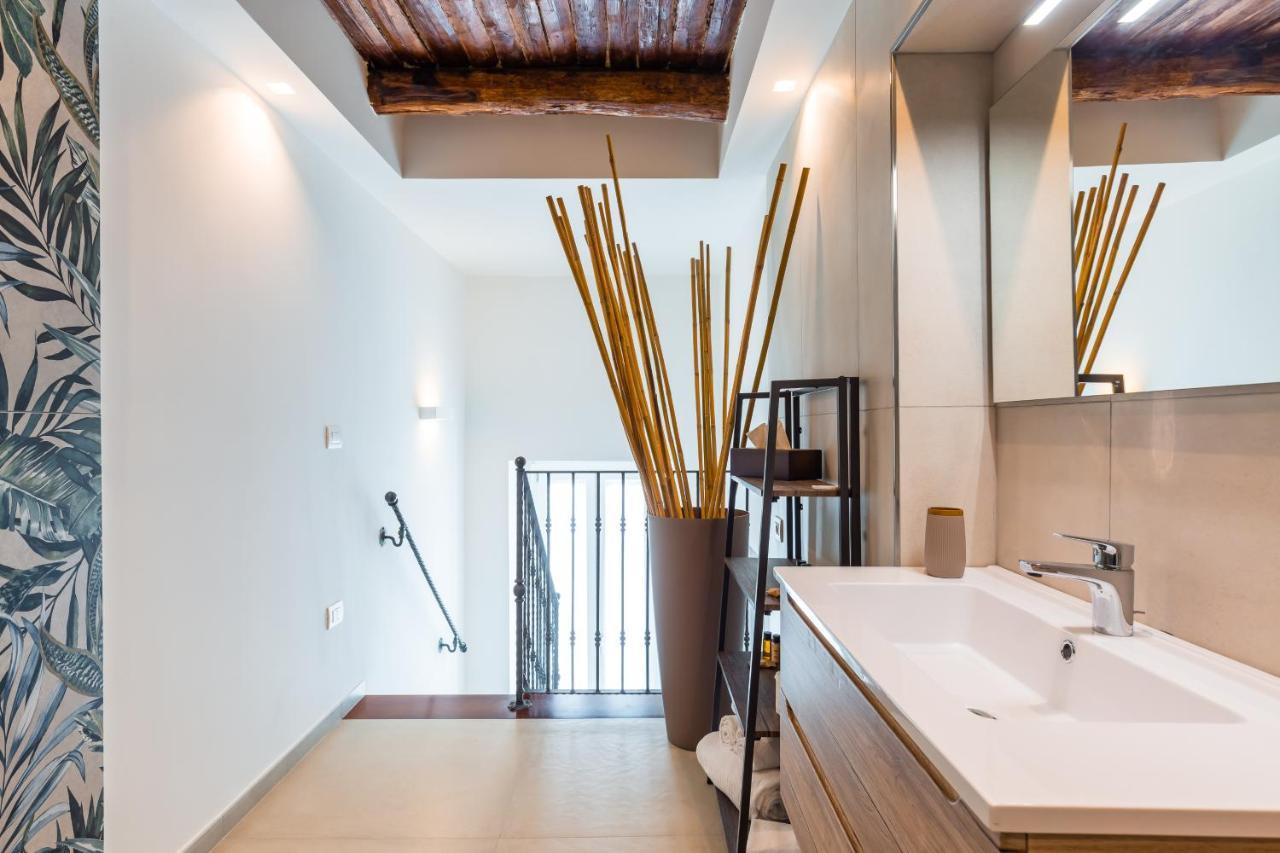 Residenza Partanna By Napoliapartments Esterno foto
